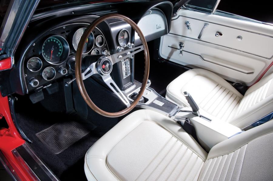  Chevrolet Corvette 327/350 Roadster 1967 года  (фото 5 из 7)
